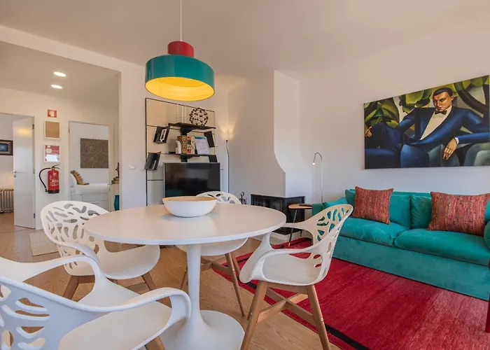 Lovelystay - Sintra Mountain View